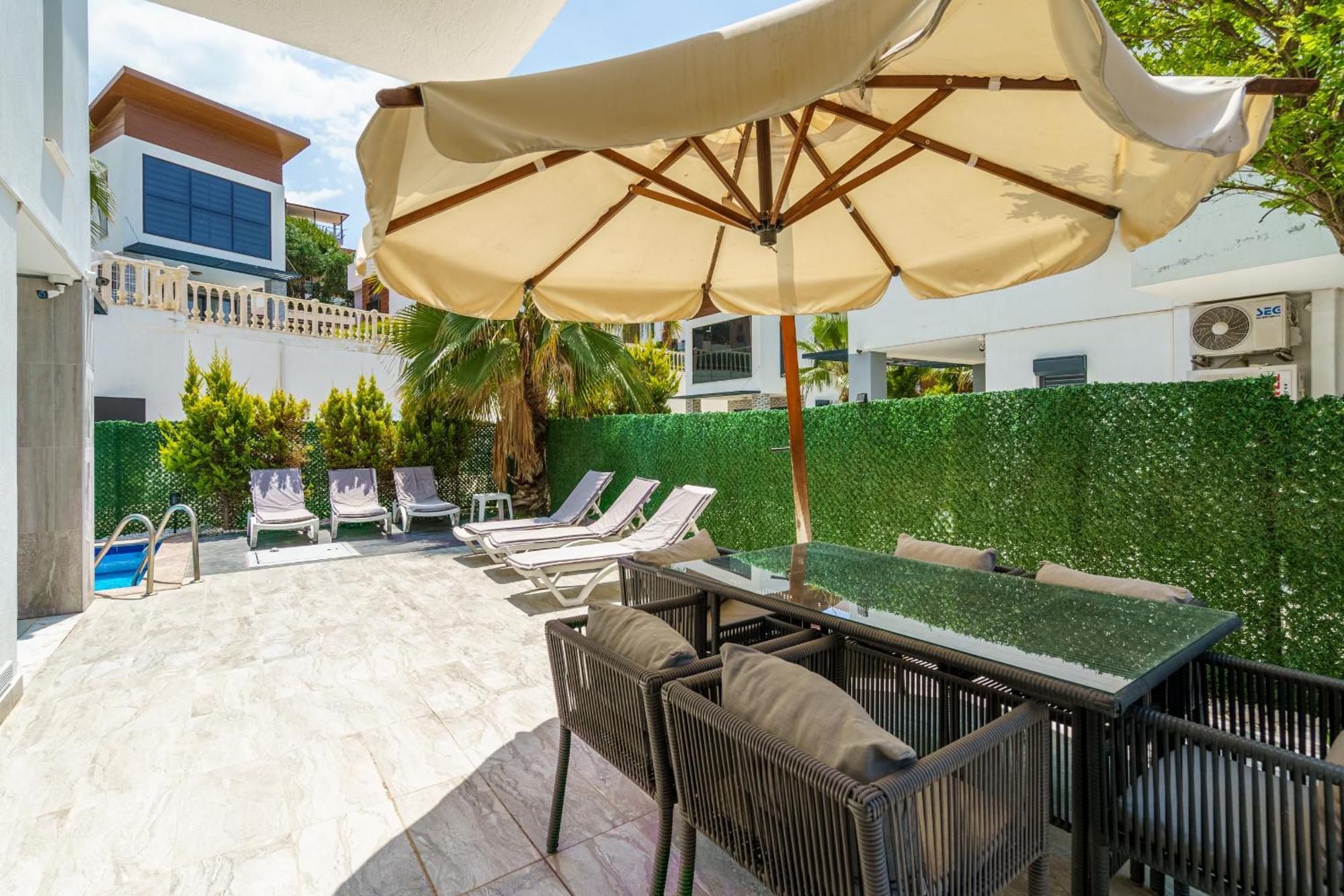 Luxury Villa Ada Marin Kusadası Exterior foto